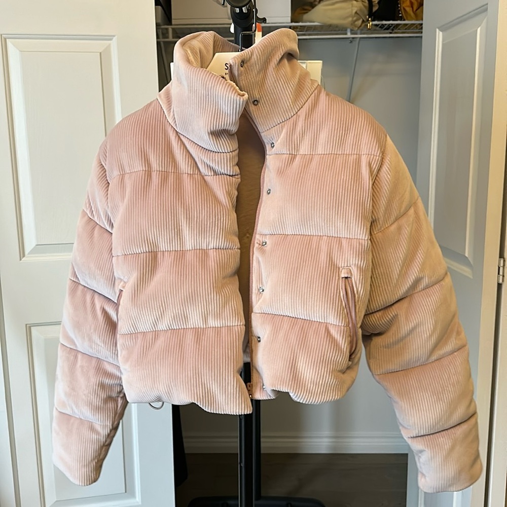 ALO Ribbed Velour Gold Rush Puffer XS